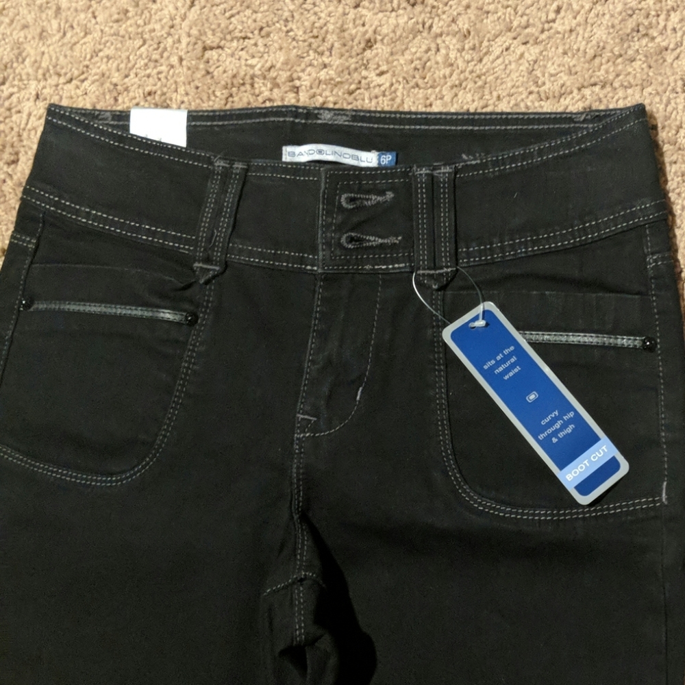 Boot Cut Jeans NWT - Picture 2 of 4